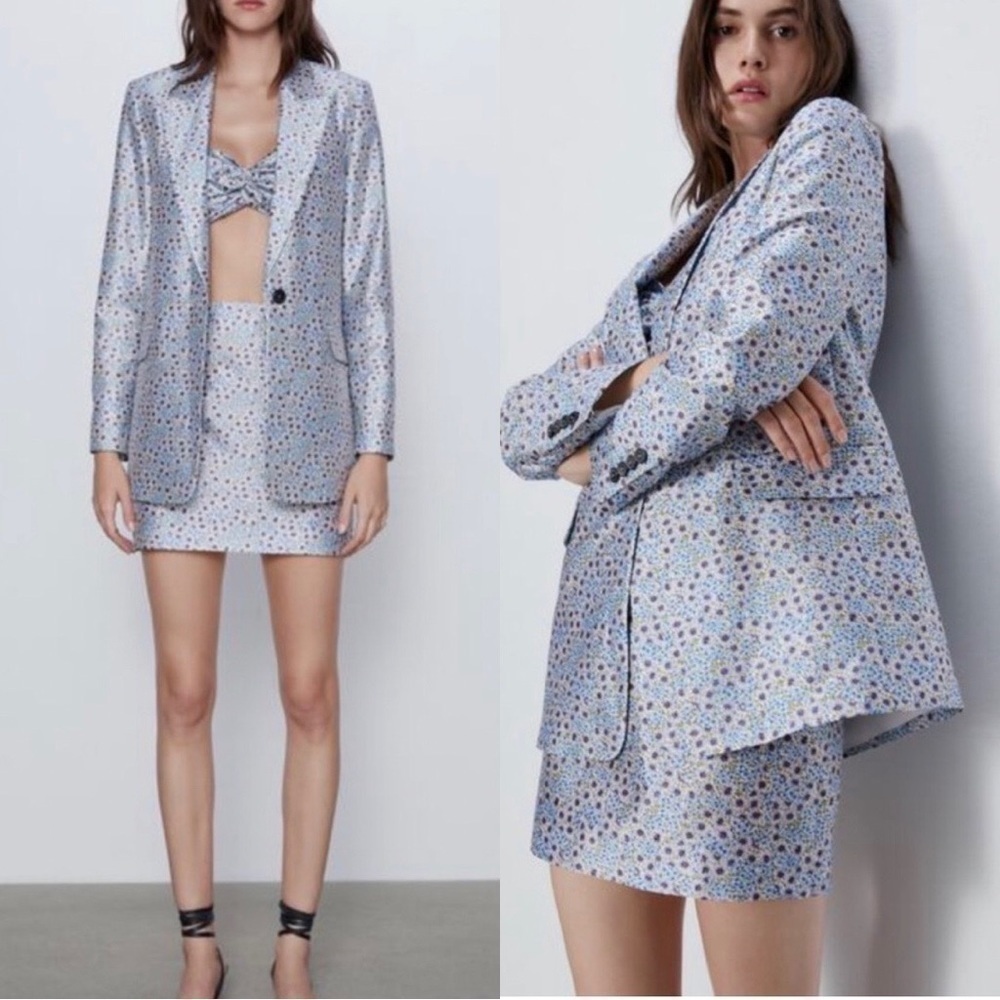 Bloggers Favorite! Zara Oversized Floral Jacket